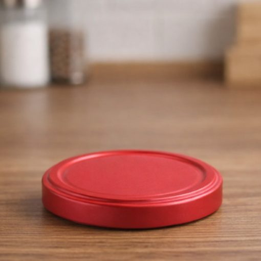 89 plechových viečok - červených