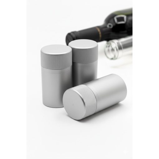 Plastový skrutkovací uzáver - strieborný