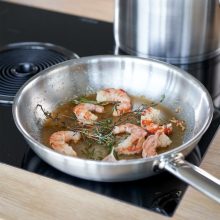 Zwilling Pro plochá panvica s priemerom 28 cm